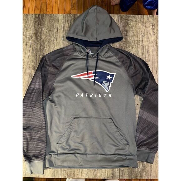 Women’s New England Patriots Hoodie Gray NFL Majestic Medium - Picture 1 of 3